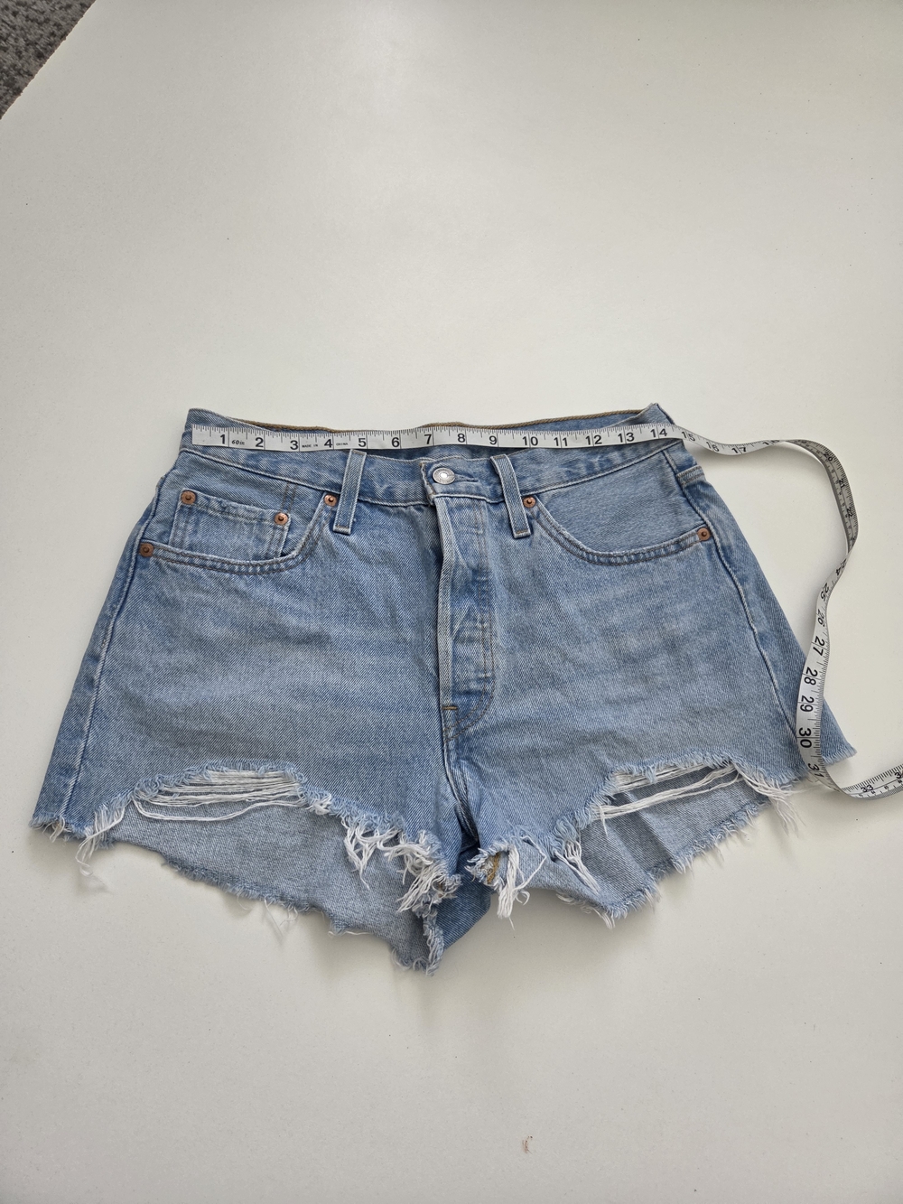Levi's 501 Premium Original High-Rise Cutoff Shorts - Size 29